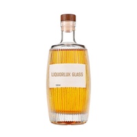 Groothandel 100 stuks lege cilindrische flessen met verticale strepen, 500ml, milieuvriendelijk, super flintglas, kurk verzegeld, frosted, voor whisky, wodka, gin, wijn