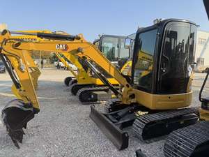 Mini Excavadora Usada Eficiente, Mini Excavadora CAT 303.5E de 3.5 Toneladas Usada en Venta - Product Image 2