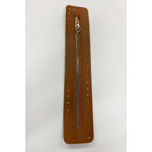 Bolso de cuero bronceado en polvo con cremallera 30x5cm-Categoría de producto premium - Product Image 1