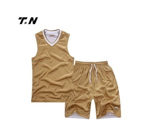 Wholesale design your own logo on the custom team basketball suit - Product Image 5