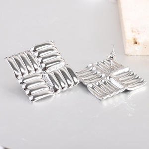 Geometric Grid Pattern <b>Stud</b> <b>Earrings</b> Steel Gold Square Design Party Fashion Jewelry - Product Image 3