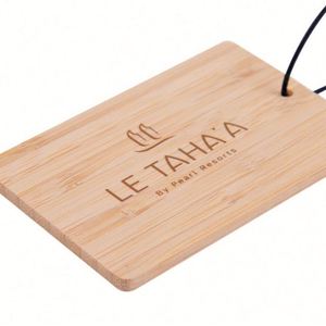 Etiqueta de Equipaje de Bambú de Lujo Personalizada |   Etiqueta de Amenidades para Huéspedes de Hotel |   Accesorio de Viaje Personalizado de Alta Gama - Product Image 5