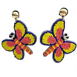 Boucles d'oreilles pendantes papillon colorées plaquées or, bijoux fantaisie mignons pour femmes - Product Image 1