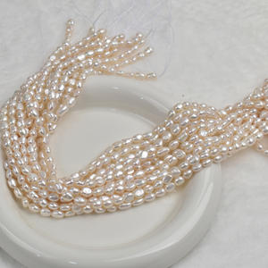 5-6mm Natural Freshwater Real Pearl String Double-Sided Light Baroque Shaped DIY Jewelry Pink <b>Color</b> Straight Hole Scattered <b>Bead</b> - Product Image 3