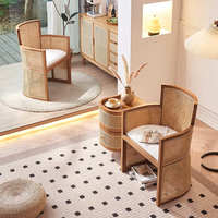 Fauteuil simple en bois massif de style nordique avec accoudoirs, mobilier doux pour salon, chaise longue moderne en rotin pour la maison, idéal pour la détente