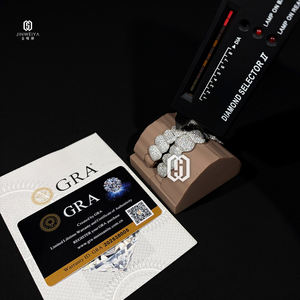 <span class=keywords><strong>Grillz</strong></span> Hip Hop in Moissanite Personalizzati, Placcati in Oro Vero, Argento 925 con Diamanti Moissanite VVS Ghiacciati - Product Image 5