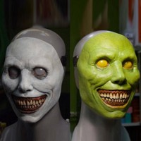 Masque d'Halloween en latex d'horreur, démon souriant aux yeux blancs, exorciste