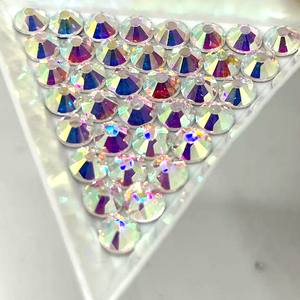 Direct usine, 100 couleurs, 70000 pièces, emballage en vrac, meilleure qualité, strass thermocollants SS10 Crystal AB pour transfert de strass sur T-shirt - Product Image 1