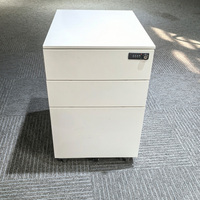 Mini classeur moderne à 3 tiroirs en acier mobile sous le bureau avec piédestal mobile en tôle pour l'école et la cuisine en plein air