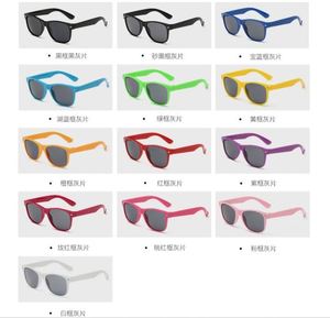 <span class=keywords><strong>Gafas</strong></span> <span class=keywords><strong>de</strong></span> <span class=keywords><strong>Sol</strong></span> <span class=keywords><strong>Bolon</strong></span> Personalizadas <span class=keywords><strong>de</strong></span> Fábrica, Lentes Ópticas UV400, Material del Marco <span class=keywords><strong>de</strong></span> PC, Precio desde China - Product Image 3