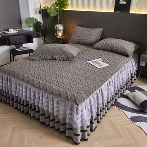 Luxuriöser Taft-Bettrock, Einzelstück, Verdickter Milch-Samt, Winter-Dickes Bettlaken, Fleece-Korallen-Spitzenrand, Vollständige Bettüberwürfe - Product Image 4