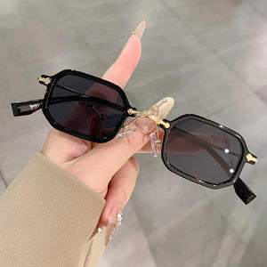 Lunettes <span class=keywords><strong>de</strong></span> soleil polarisées unisexes <span class=keywords><strong>de</strong></span> luxe tendance, monture carrée <span class=keywords><strong>de</strong></span> créateur, protection UV400, lunettes <span class=keywords><strong>de</strong></span> mode, vente en gros - Product Image 1