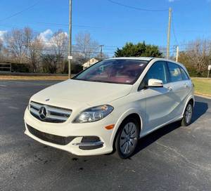 Se Aceptan Pedidos Personalizados, Clase B 2017, <span class=keywords><strong>220</strong></span> 4matic, Interior de Cuero Oscuro, Tracción Delantera, Volante a la Izquierda, Tamaño de Neumáticos R16, <span class=keywords><strong>Segunda</strong></span> <span class=keywords><strong>Mano</strong></span> - Product Image 3