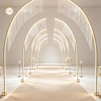 Support de toile de fond de mariage noir et or noble avec guirlande lumineuse LED à gouttes de cristal pour cérémonie de mariage, décoration de Quinceañera, en acrylique