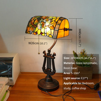 Lampe de bureau en résine en forme de lyre pour l'étude, la chambre à coucher, le café, décoration vintage, abat-jour en verre teinté, lampe de lecture de table