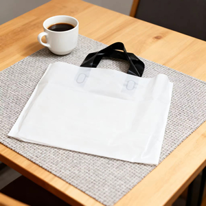 Bolsa de Compras de Plástico PE Biodegradable con Logotipo Personalizado, Bolsa de Transporte con Refuerzo Lateral, Bolsa de Embalaje para Comestibles, Ropa y Venta al por Menor - Product Image 6