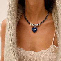 Collier élégant avec pendentif cœur bleu, chaîne en cordon marine, perles d'espacement dorées, bijoux minimalistes tendance pour femme, cadeau