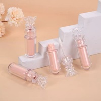 Emballage de tube de brillant à lèvres luxueux Tube rond de 2.6ml Tube de rouge à lèvres brillant liquide cosmétique en forme d'arc