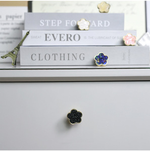 Zinc Alloy Single-Hole <b>Door</b> Handle for Wardrobe Dresser Cabinet-Nordic Style Pull Handle Durable Kitchen Bedroom Furniture - Product Image 2