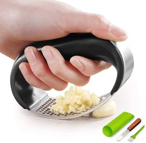 Customized Kitchen Accessories 2022 Pressed Garlic Chopper Garlic Grinder Machine Press Manually garlic press