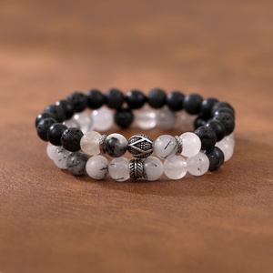 Bracelet en perles de pierre naturelle turquoise multicolores tendance et polyvalent aux tons terreux - Product Image 4