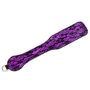 ไม้ตีมือลูกไม้สีแดงพร้อมห่วงโลหะสำหรับเล่นผู้ใหญ่ ของเล่น BDSM - Product Image 4