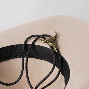 Sombrero Fedora Vaquero Clásico de Fieltro de Lana Pura Australiana Vintage con Logotipo Personalizado al por Mayor, de Ala Ancha, con Cinturón - Product Image 2