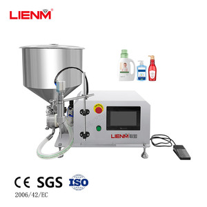 Piccola macchina per il riempimento di liquidi per il riempimento di liquidi detergenti macchina per il riempimento di liquidi a rotore - Product Image 1
