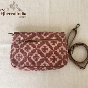 Bolso bandolera rosa artesanal de algodón con estampado de bloques, estilo bohemio, con solapa, pequeño, para hombro, proveedor mayorista de la India - Product Image 2