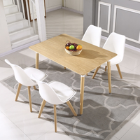 Ensemble de table à manger au design nordique, chaises de salle à manger avec coussin en PU, ensemble de table à manger en bois MDF