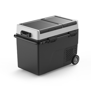 เครื่องทำความเย็นขนาดเล็กแบบพกพา58L 12V 24V 220V <span class=keywords><strong>ตู้</strong></span><span class=keywords><strong>เย็น</strong></span>พลาสติกพร้อมล้อตู้แช่แข็งเดินทาง - Product Image 2