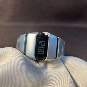 Unique vintage-inspired watches for men and women: American-style, trendy, niche timepieces for secondary school students - Product Image 6