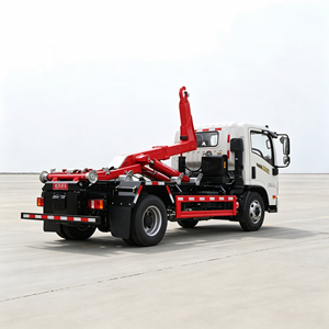 Camion benne à bras articulé HOWO 4x2 de 6 m³ à vendre, camion à ordures avec conteneur amovible, prix usine - Product Image 6