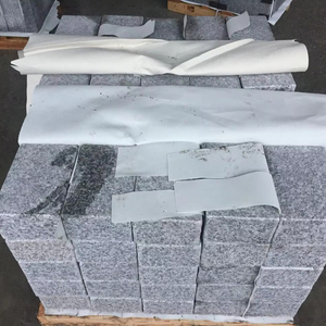 Dalles de granit d'extérieur en pierre naturelle du Vietnam, découpées sur mesure 2cm 3cm pour application antidérapante dans les jardins - Product Image 1