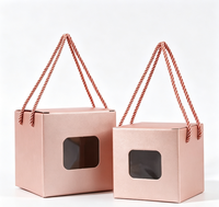 Boîte cadeau carrée avec poignée en corde torsadée, boîte d'emballage portable en papier kraft pour pot de miel, petits cadeaux
