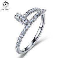Bague pour femme en argent sterling S925 plaqué or 14K, 0,5 CTW, motif clou, entièrement pavée de moissanite taille ronde, sertie à griffes