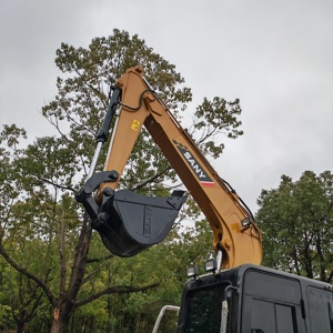 รถขุดไฮดรอลิกแบบตีนตะขาบ SANY SY95C มือสอง เครื่องยนต์ Isuzu 9.5 ตัน กำลัง 51.5 กิโลวัตต์ ชั่วโมงการใช้งานต่ำ มอเตอร์ เกียร์ ปั๊ม รุ่นปี 2022 ขาย - Product Image 2
