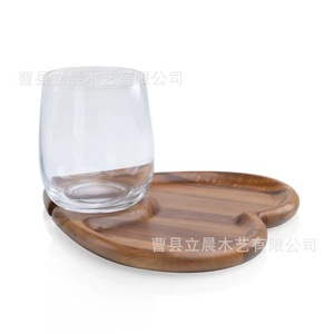 Plateau de service en bois en forme de cœur avec porte-verres à vin pour les fêtes et les réunions à domicile, plateau à fruits en bois massif - Product Image 2