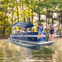 Bateau ponton de pêche professionnel avec pontons doubles stables, sièges de pêche, boîte de rangement pour cannes à pêche, sièges spacieux et auvent solaire