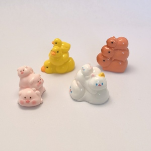 Torre de Animales de Dibujos Animados de Resina Kawaii, Decoración DIY para el Hogar, Miniatura para Jardín de Hadas, Accesorios para Casa de Muñecas - Product Image 1