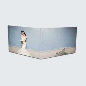 深圳工厂定制7英寸婚礼视频卡带装饰白色液晶宣传册邀请