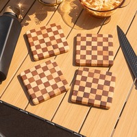 Plateau de service élégant en bois massif, double face, motif damier carré, pour mugs, tasses à thé et mini-plats