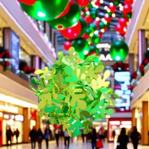 Dekorasi Natal PVC bola kepingan salju Illusionary LED ornamen liburan rumput mal belanja luar ruangan untuk dekorasi musim