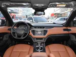 Voitures d'<span class=keywords><strong>occasion</strong></span> bon marché à succès - Landwind X7 <span class=keywords><strong>SUV</strong></span> de luxe avec transmission <span class=keywords><strong>automatique</strong></span>, faible kilométrage, transmission 4x4 - Product Image 5