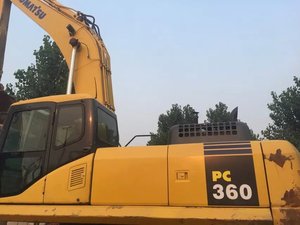 รถขุดตีนตะขาบ Komatsu PC360-8 มือสอง เครื่องยนต์ 187 กิโลวัตต์ ความจุบุ้งกี๋ 1.9 เมตร รถขุดมือสองนำเข้าจากต่างประเทศ - Product Image 2