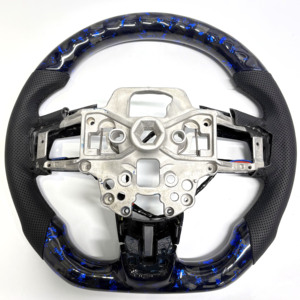 Volant personnalisé pour <span class=keywords><strong>Ford</strong></span> <span class=keywords><strong>Mustang</strong></span> 2014-2023, <span class=keywords><strong>prix</strong></span> d'usine, bleu, carbone forgé écrasé avec cuir, personnalisé - Product Image 6