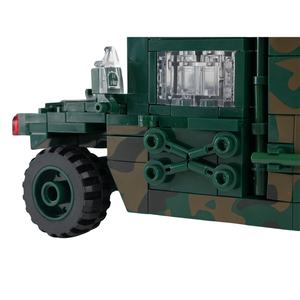 Blocs de construction en plastique en gros OEM, véhicule d'ambulance créatif, jouet d'assemblage, 784 pièces avec portes à ouverture par traction pour enfants - Product Image 6