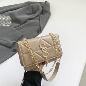 I-0702 Nouveau Sac à Main Femme 2025 Mode Chaîne Petit Carré Rétro Bandoulière Tendance - Product Image 4