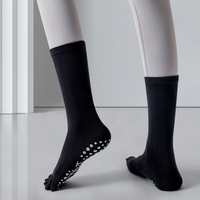 Chaussettes de yoga et de Pilates antidérapantes pour femmes, en coton peigné tricoté à 5 doigts, sans couture, respirantes et à séchage rapide, vente en gros