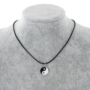 Zinc Alloy Yin <strong>Yang</strong> Pendant Necklace Metal Yinyang Enameled Amulet Tai <strong>Ji</strong> Pendant Necklace - Product Image 4